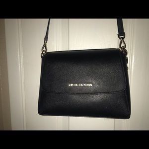 SOLD✨Michael Kors “Sophia” Satchel